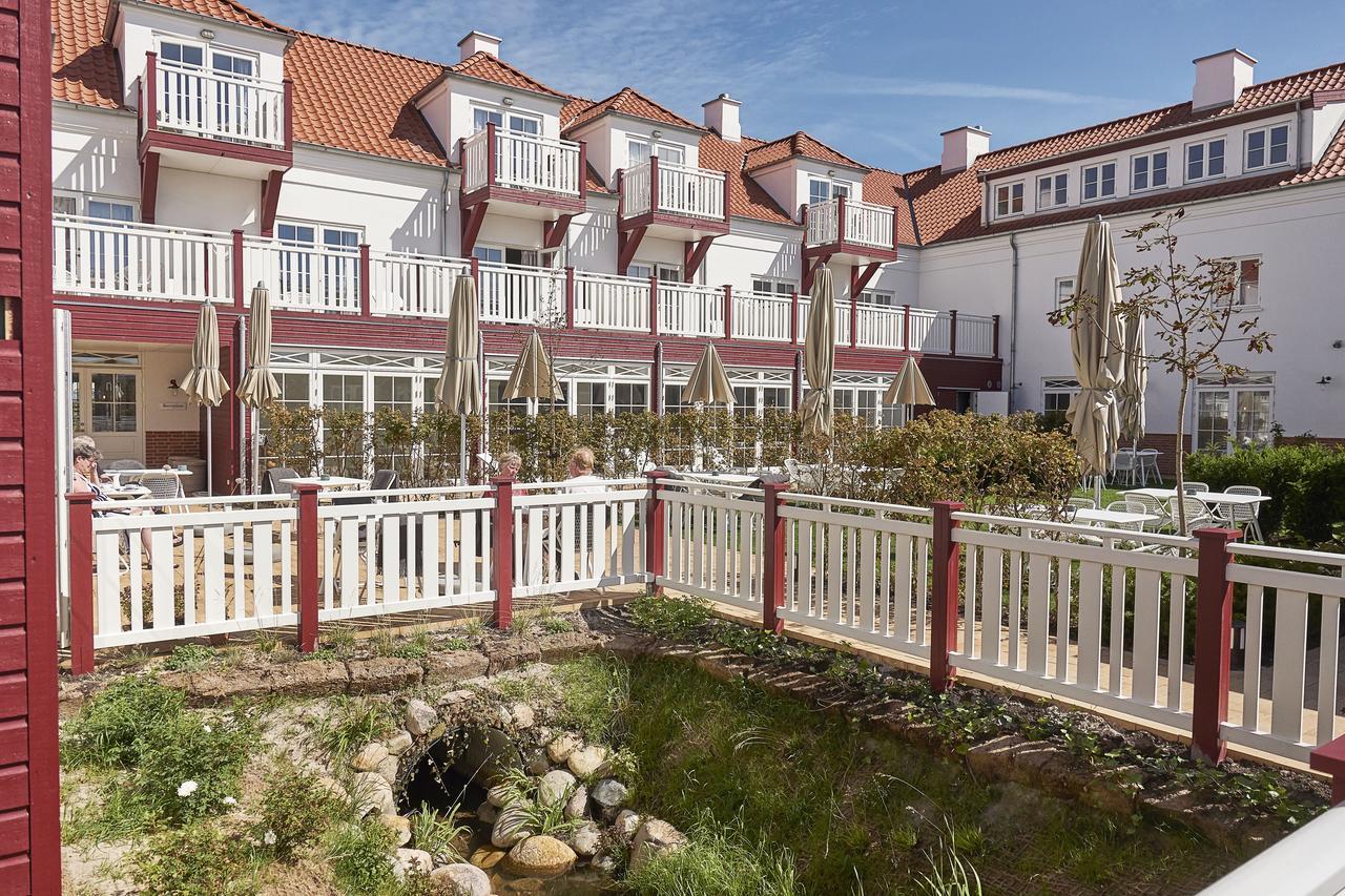 Strandhotellet Blokhus Exterior photo