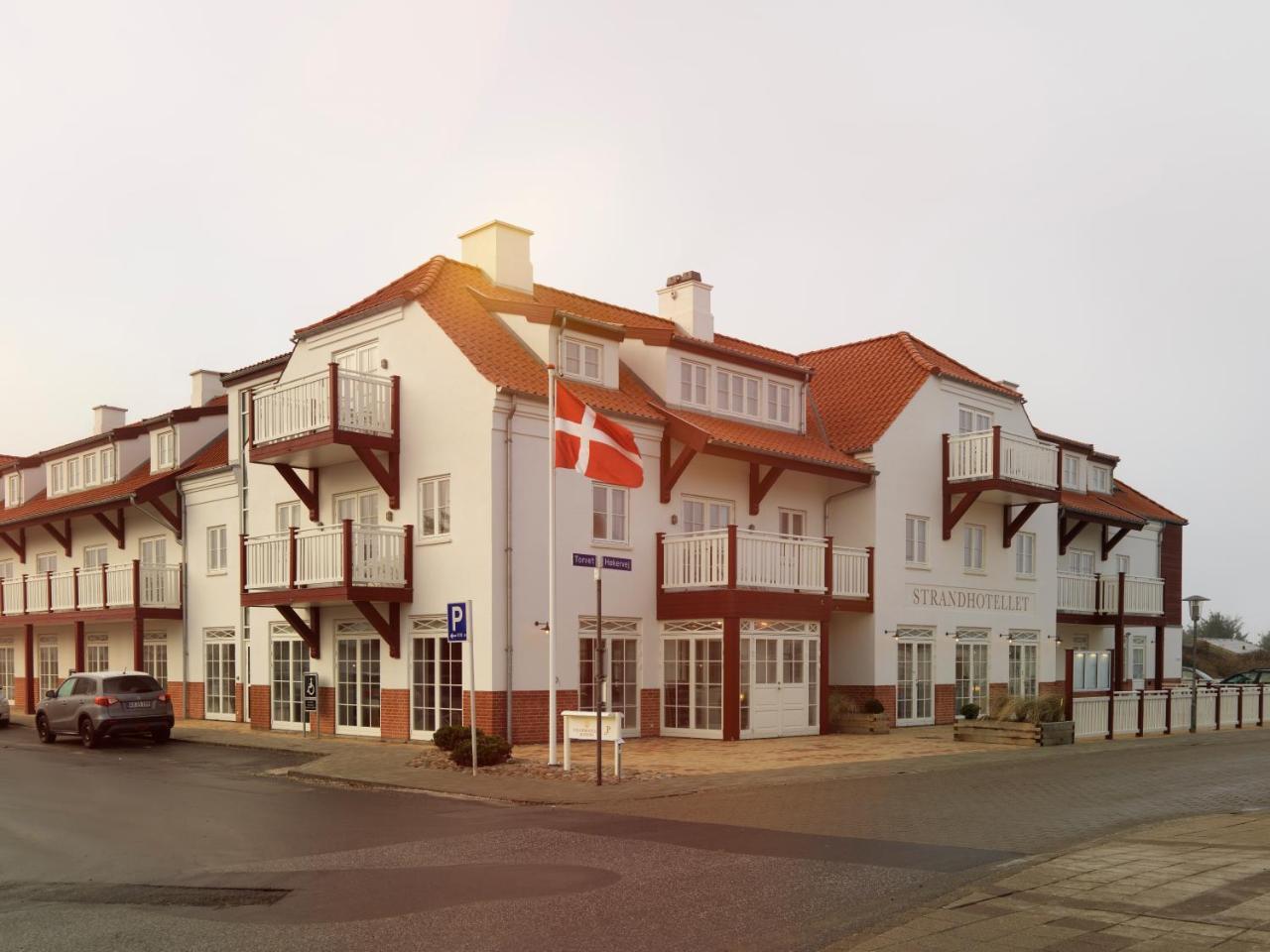Strandhotellet Blokhus Exterior photo